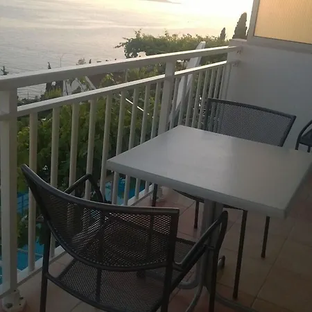 J & B Holiday House Apartment Hvar Town