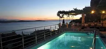 Apartment J & B Holiday House